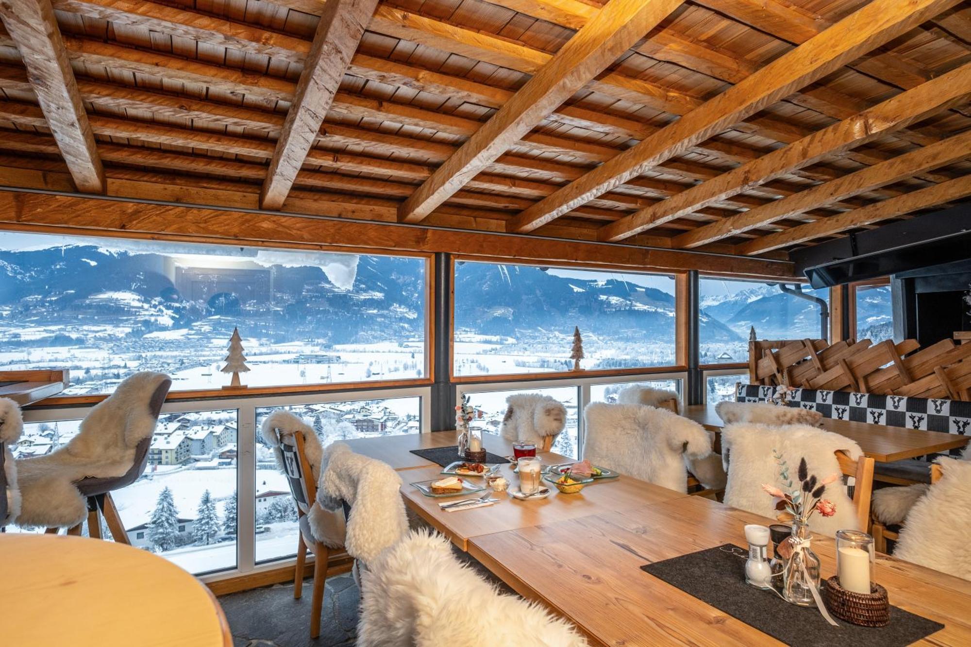 Panorama Hotel Guggenbichl - Inkl Sommerkarte, Einmaliger Eintritt Ins Tauern Spa & Bester Ausblick Ueber Kaprun Bagian luar foto
