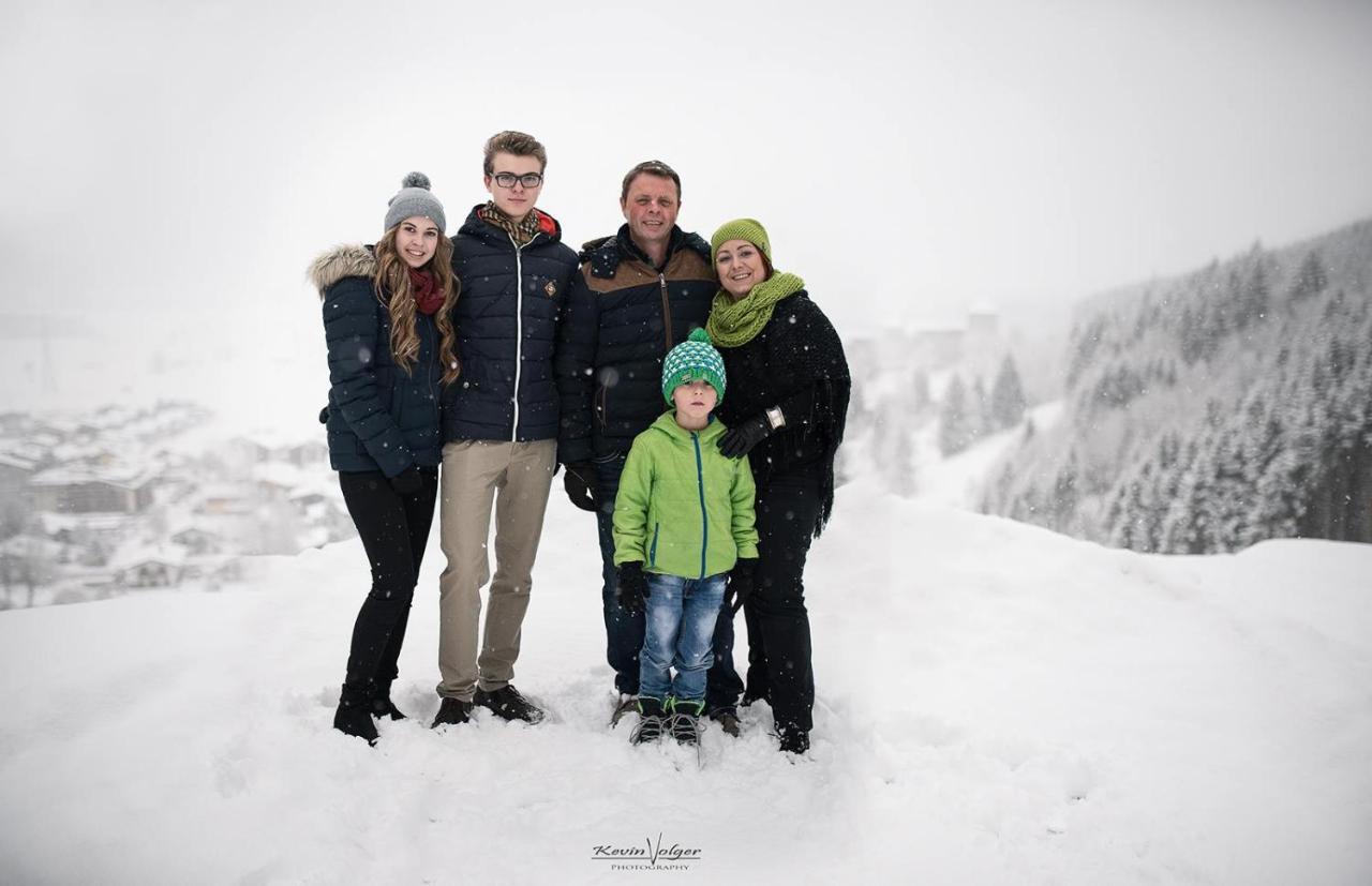 Panorama Hotel Guggenbichl - Inkl Sommerkarte, Freier Eintritt Ins Tauern Spa & Bester Ausblick Uber Kaprun Bagian luar foto