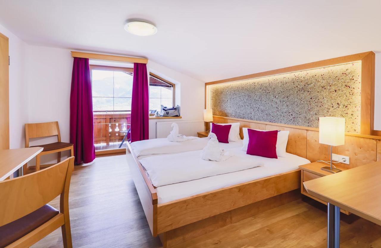 Panorama Hotel Guggenbichl - Inkl Sommerkarte, Einmaliger Eintritt Ins Tauern Spa & Bester Ausblick Ueber Kaprun Bagian luar foto