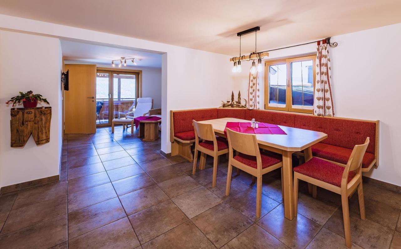 Panorama Hotel Guggenbichl - Inkl Sommerkarte, Einmaliger Eintritt Ins Tauern Spa & Bester Ausblick Ueber Kaprun Bagian luar foto