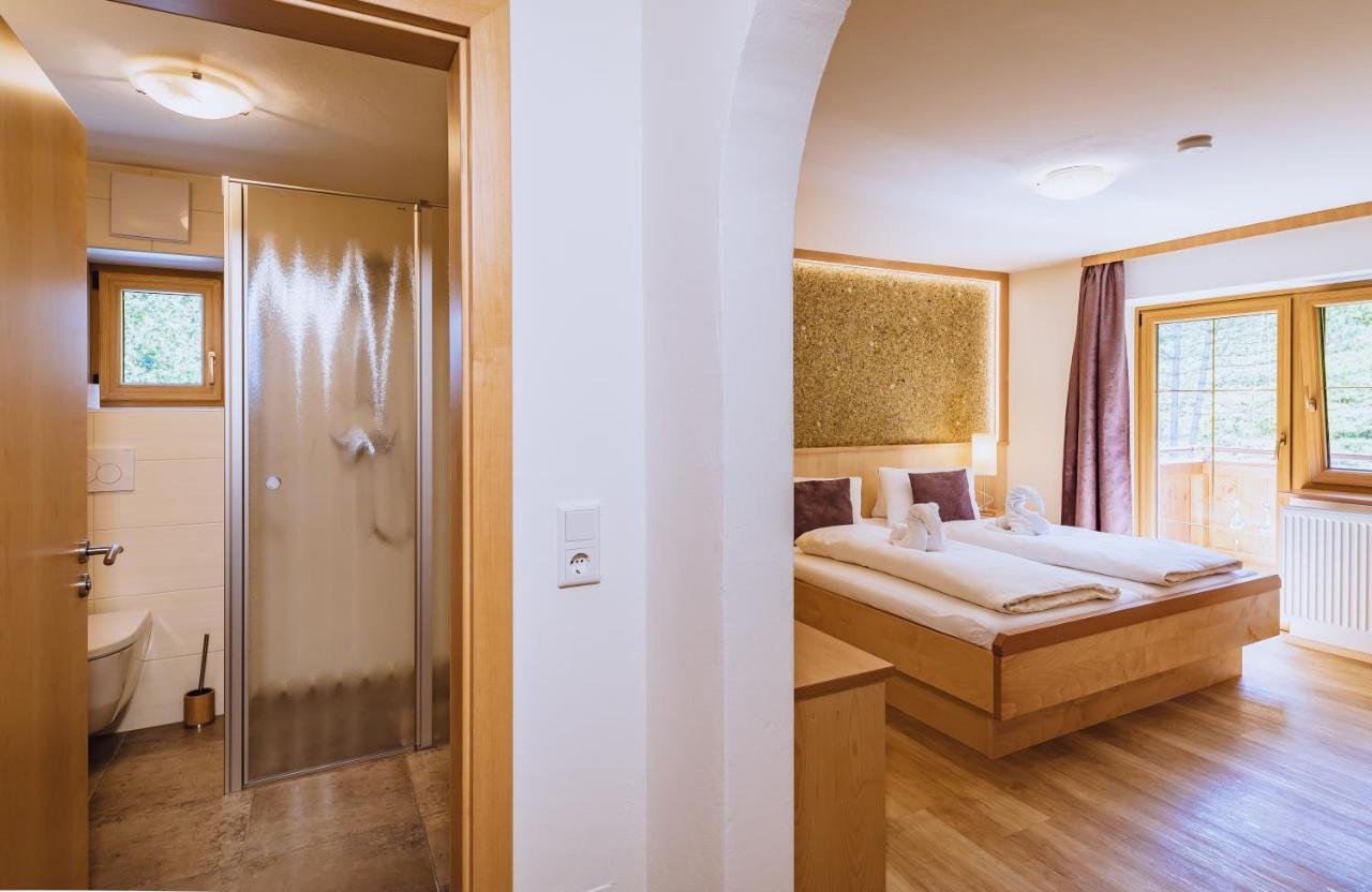 Panorama Hotel Guggenbichl - Inkl Sommerkarte, Einmaliger Eintritt Ins Tauern Spa & Bester Ausblick Ueber Kaprun Bagian luar foto